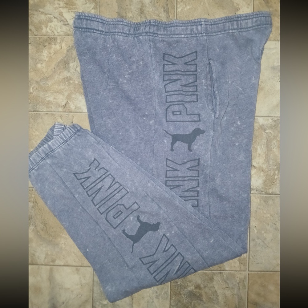 RARE 2017 Victoria’s Secret PINK Dog Logo Sweatpants – Oversized S